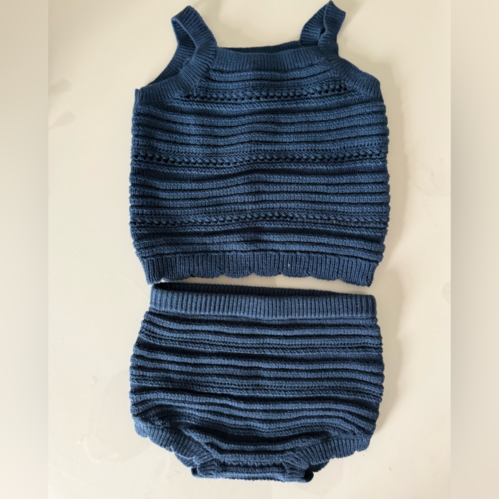 GAP Baby Navy Crochet Outfit - Picture 3 of 3